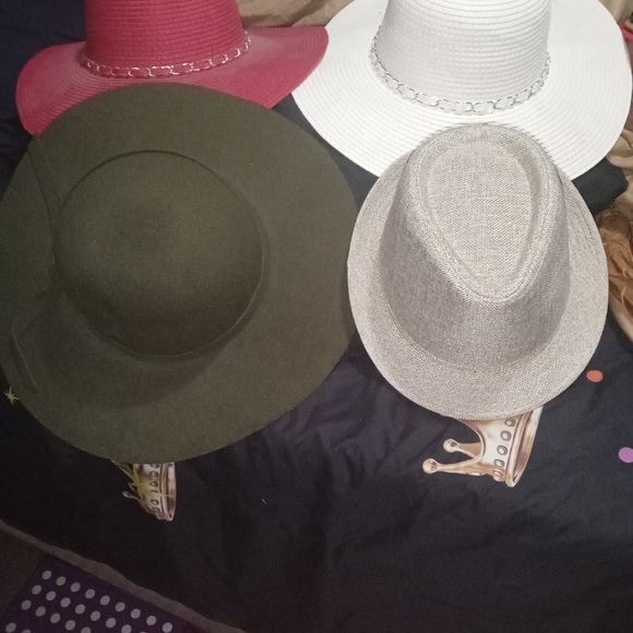 Pants,  hats, jackets - Picture 15 of 16